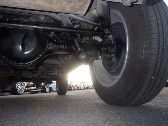 Vehicle SU00001246 large view 16