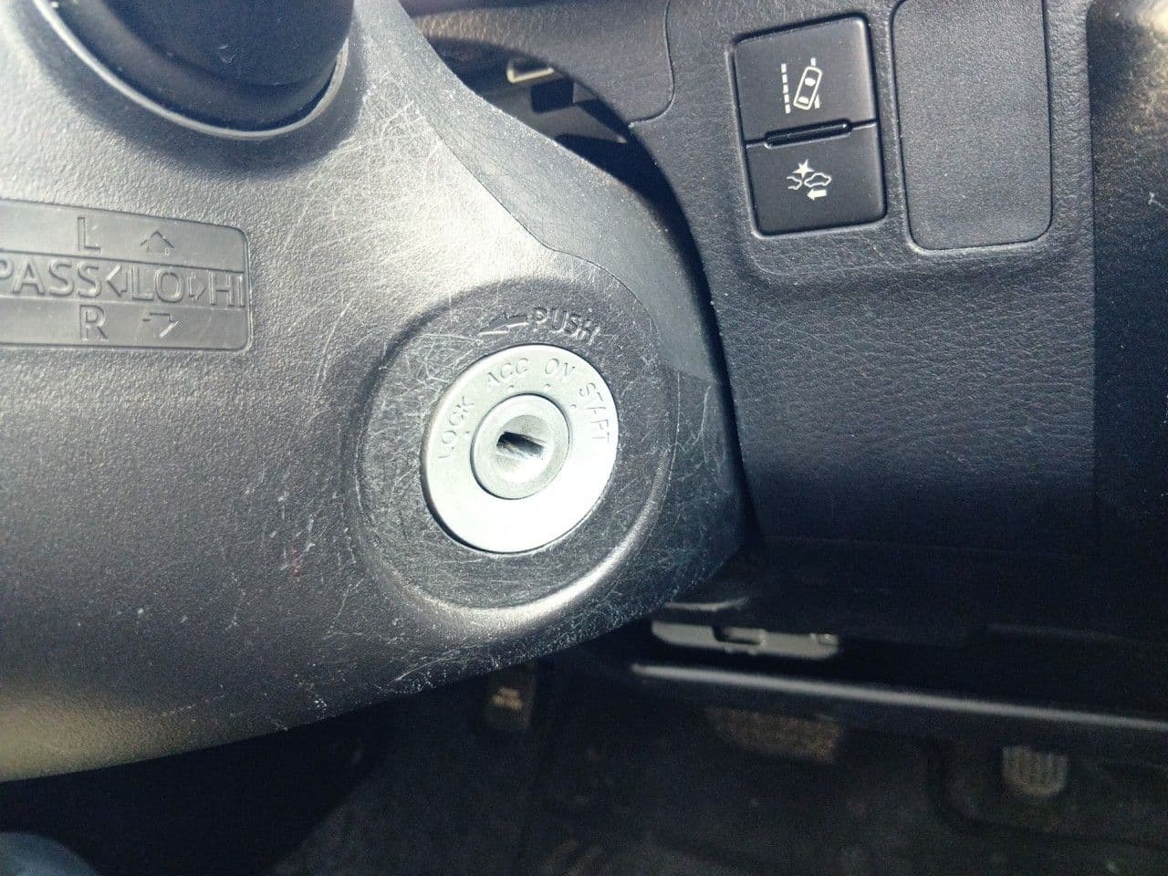 Vehicle SU00001253 large view 33