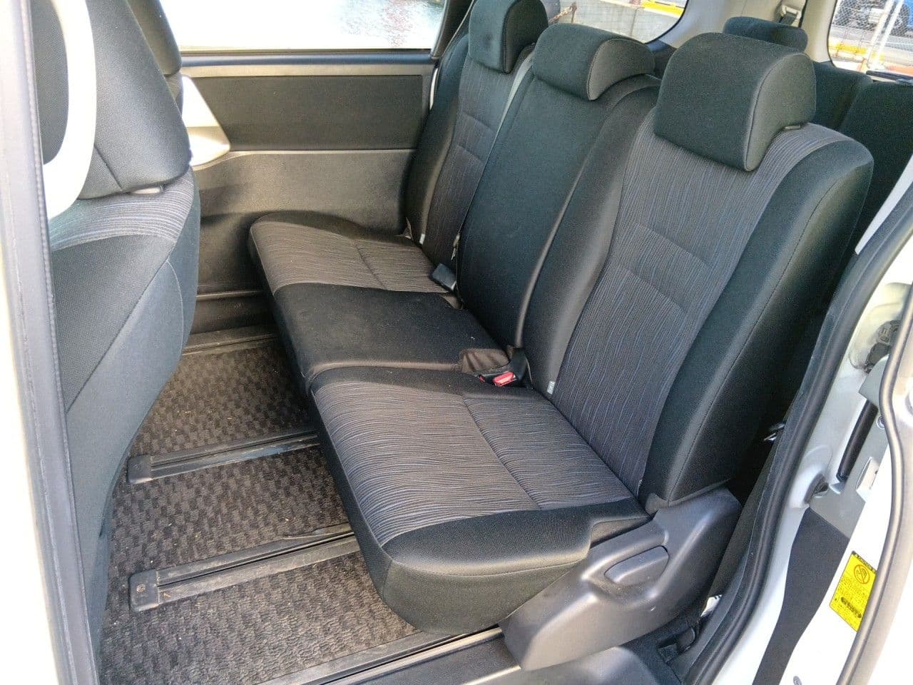 Vehicle SU00001250 large view 25