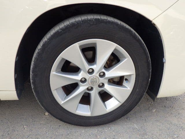 Vehicle SU00001262 large view 9