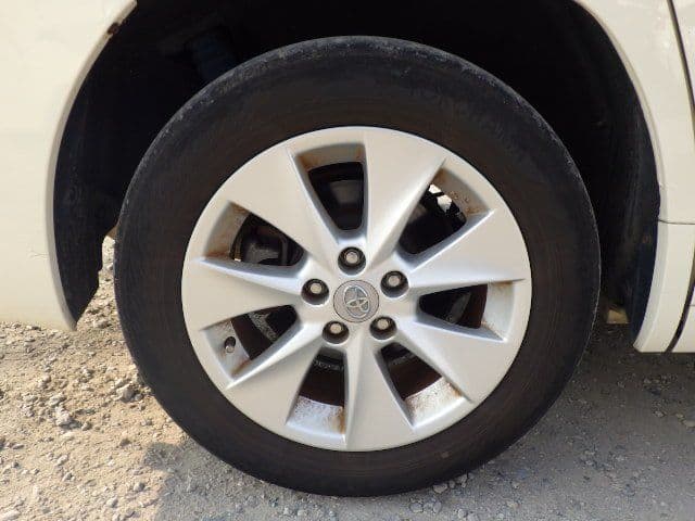 Vehicle SU00001262 large view 10