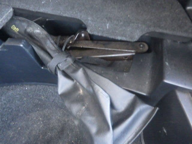 Vehicle SU00001181 large view 36