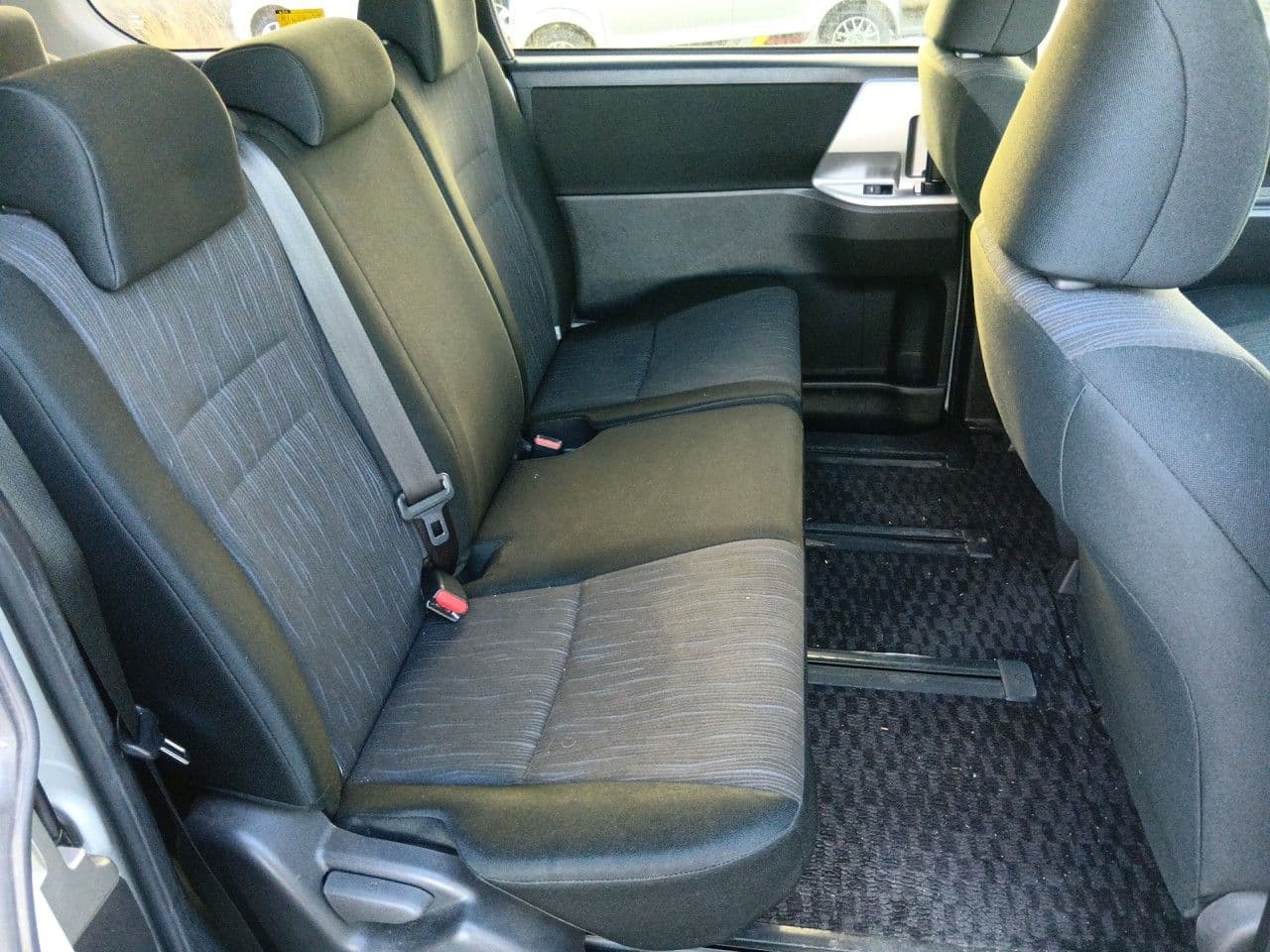 Vehicle SU00001250 large view 22