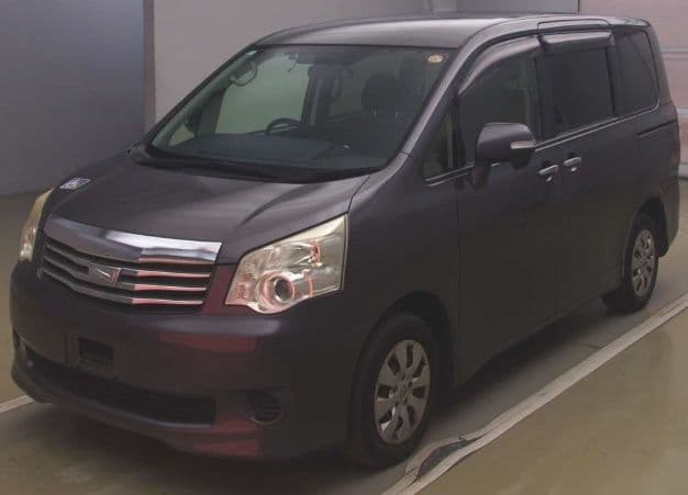 
									2012 TOYOTA NOAH X SMART EDITION
								