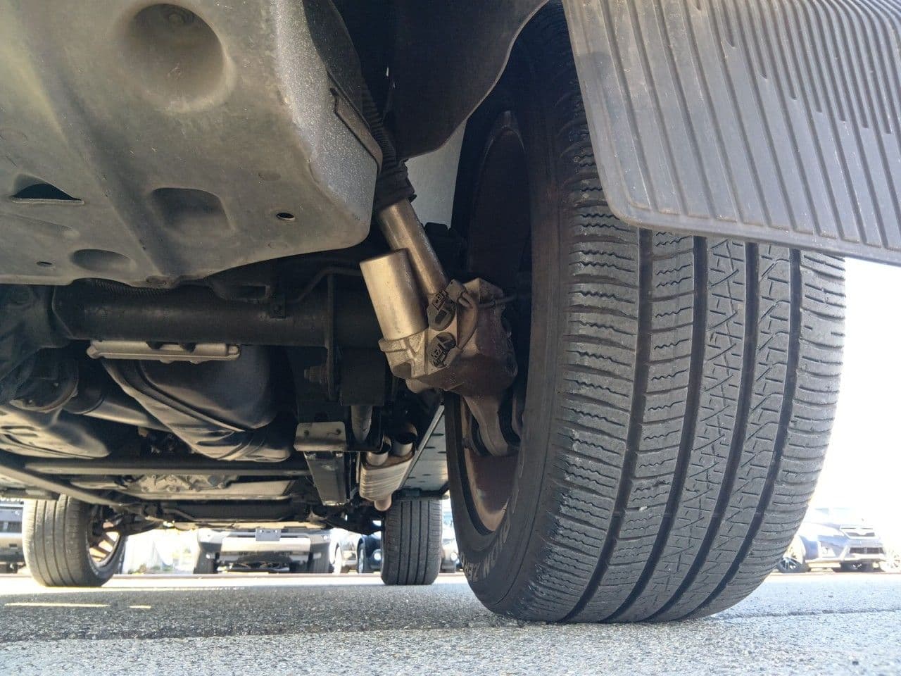 Vehicle SU00001267 large view 16