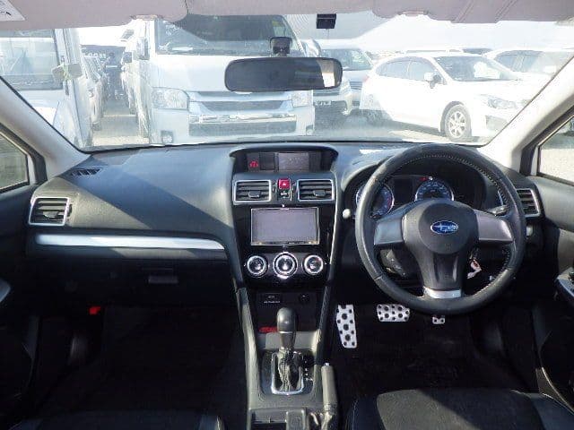 Vehicle SU00001226 large view 25