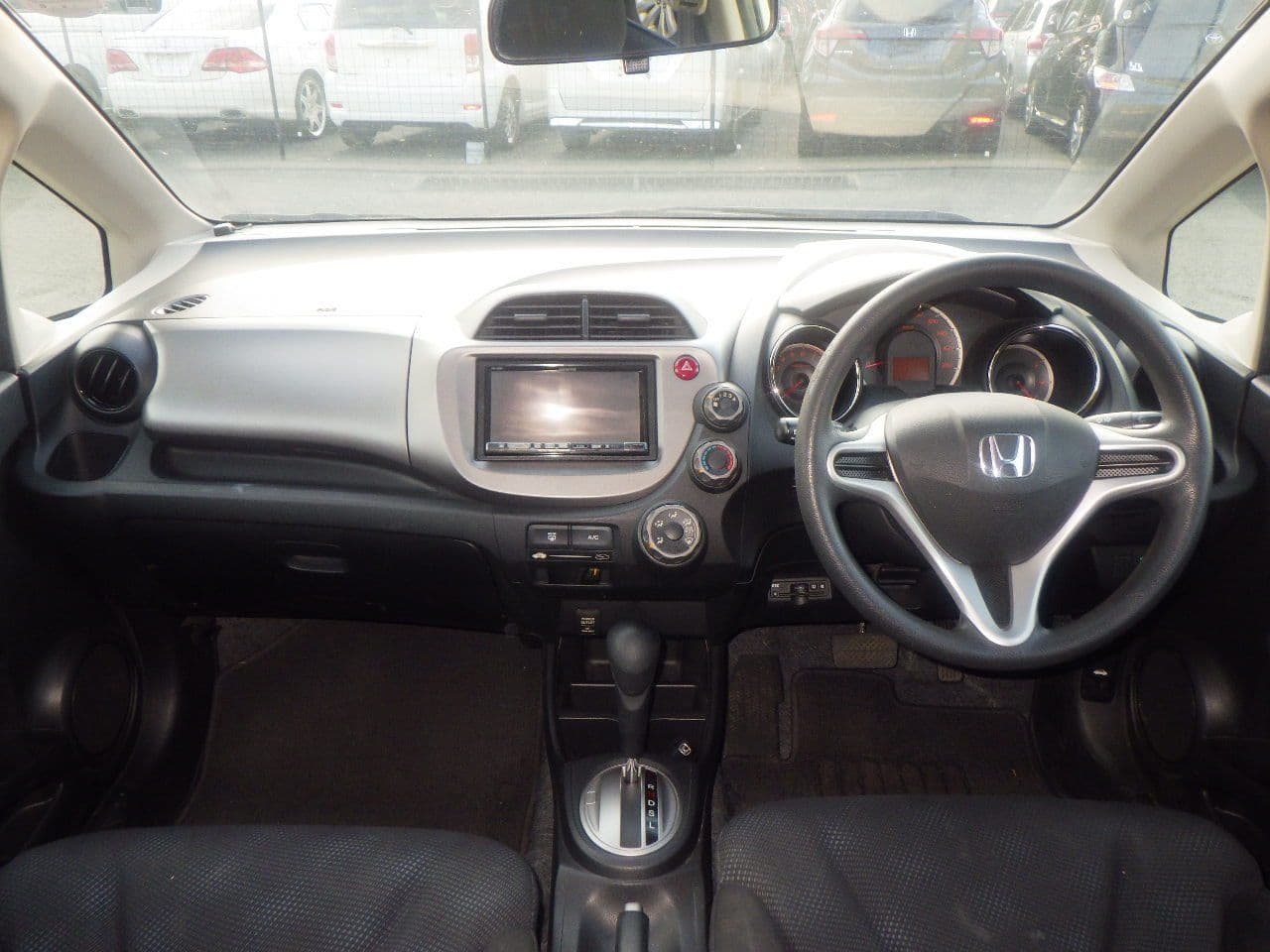 Vehicle SU00001191 large view 28