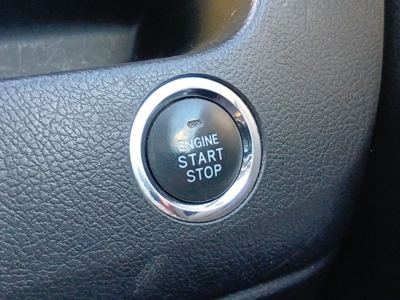 Vehicle SU00001250 large view 35