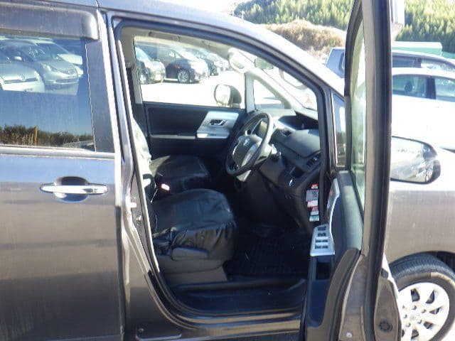 Vehicle SU00001243 large view 21