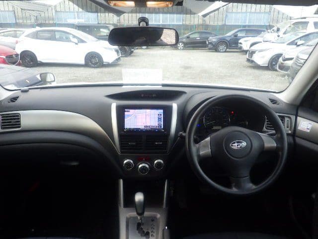 Vehicle SU00001211 large view 27