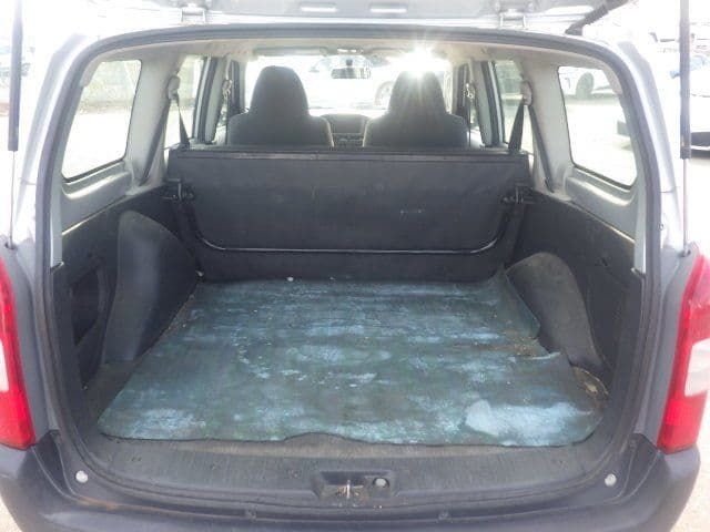 Vehicle SU00001228 large view 23