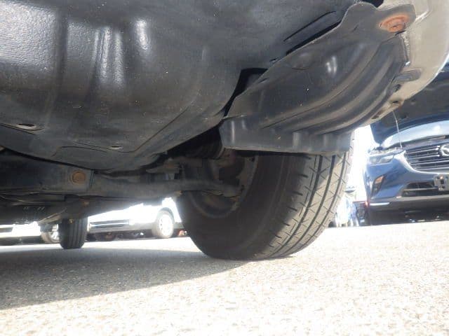 Vehicle SU00001228 large view 14