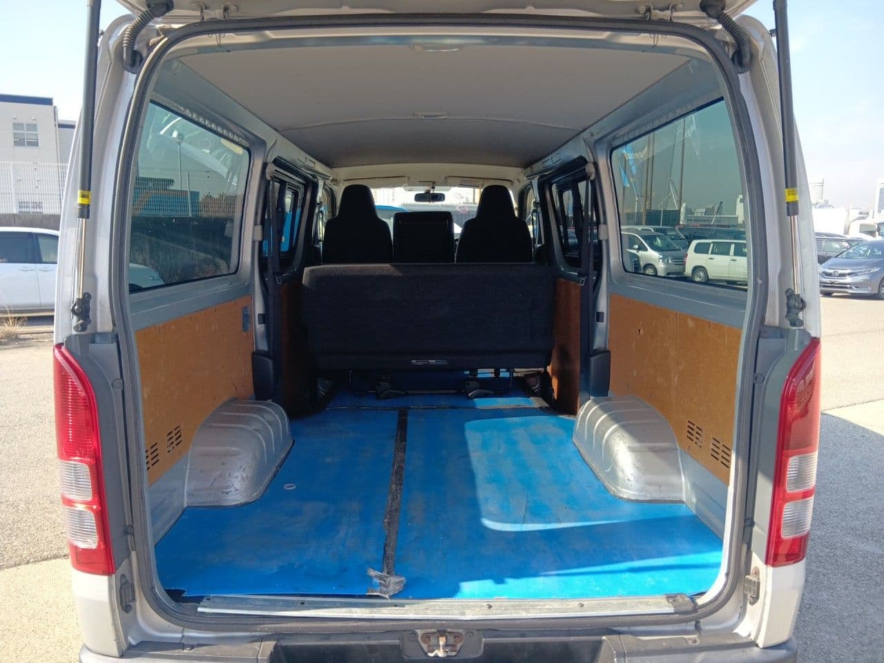 Vehicle SU00001252 large view 23