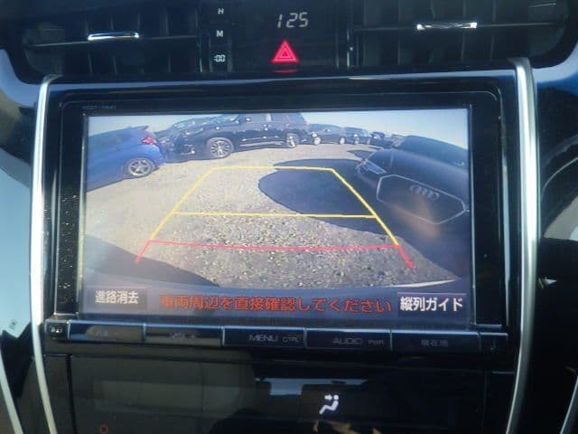 Vehicle SU00001181 large view 40