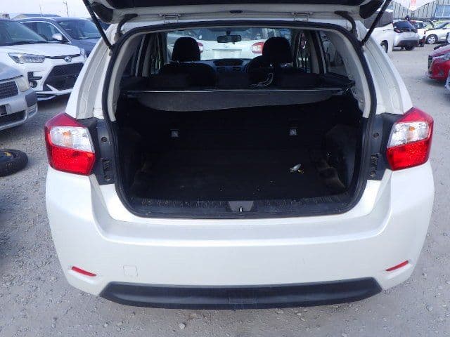 Vehicle SU00001231 large view 21