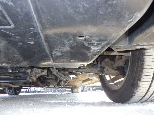 Vehicle SU00001226 large view 16