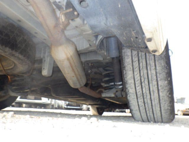 Vehicle SU00001262 large view 16