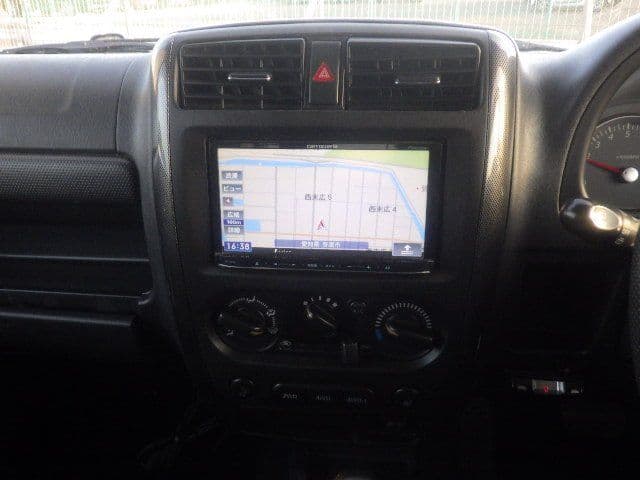 Vehicle SU00001246 large view 27