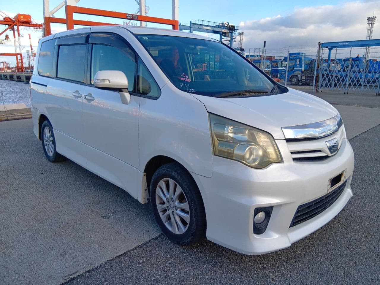 Vehicle SU00001250 large view 7