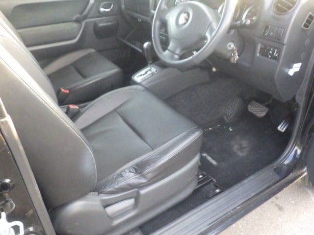 Vehicle SU00001246 large view 20