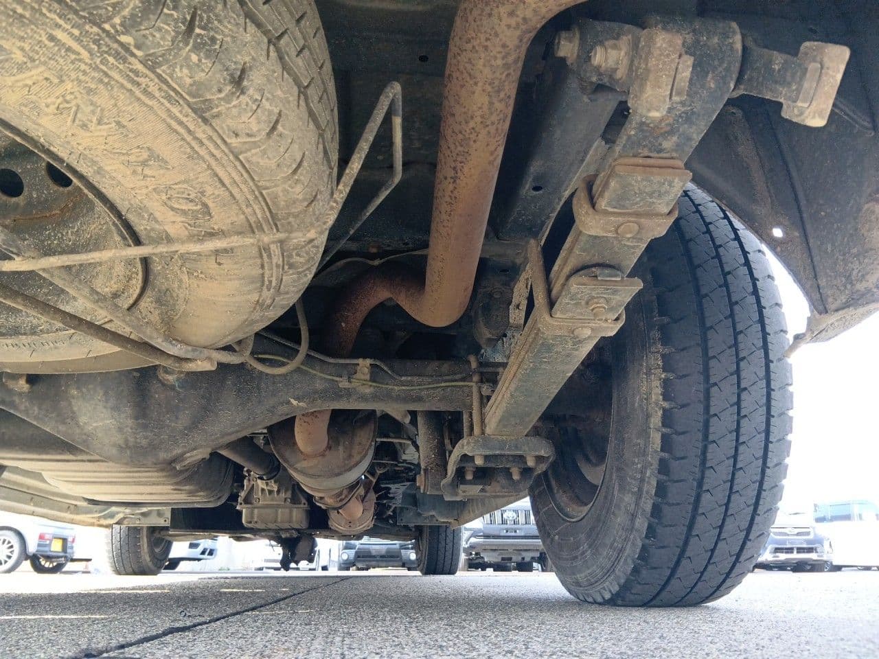 Vehicle SU00001268 large view 16