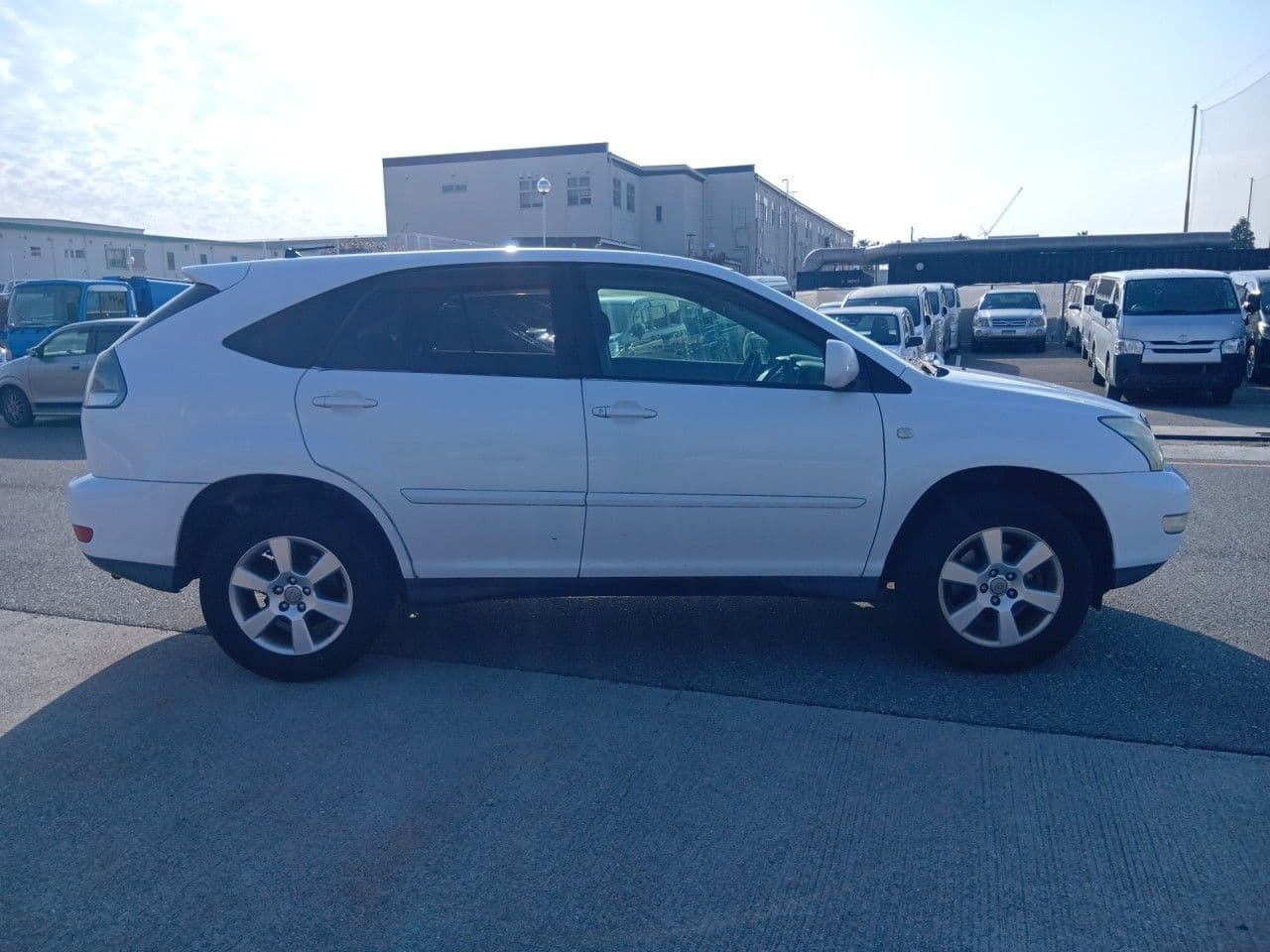 Vehicle SU00001239 large view 6