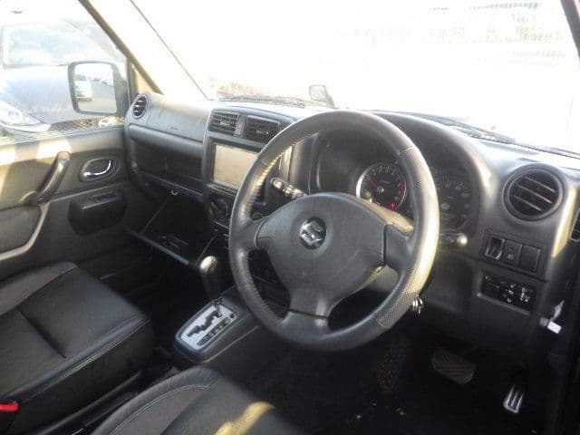 Vehicle SU00001246 large view 23