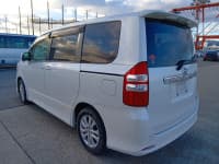 Vehicle SU00001250 thumbnail 3