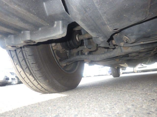 Vehicle SU00001228 large view 13