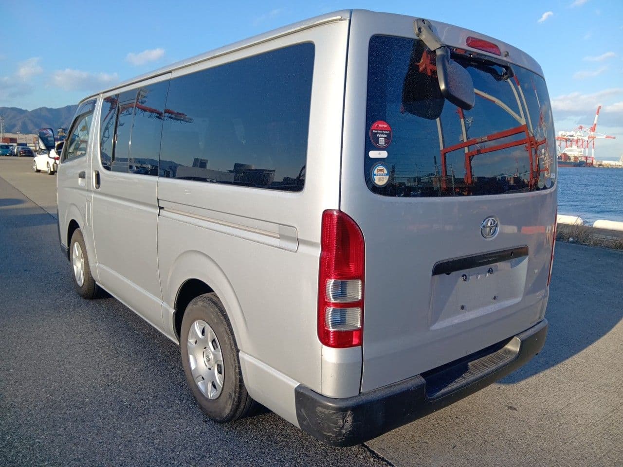 Vehicle SU00001240 large view 3