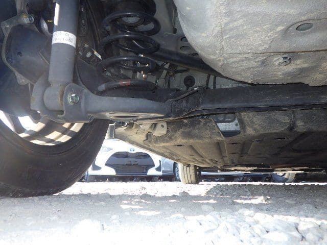 Vehicle SU00001258 large view 15