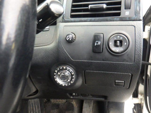 Vehicle SU00001195 large view 27