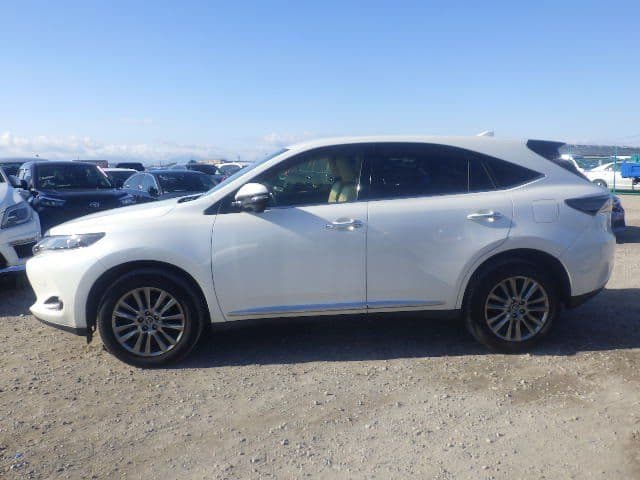 Vehicle SU00001181 large view 3