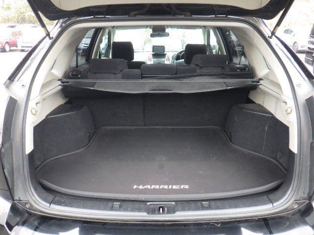 Vehicle SU00001217 large view 23