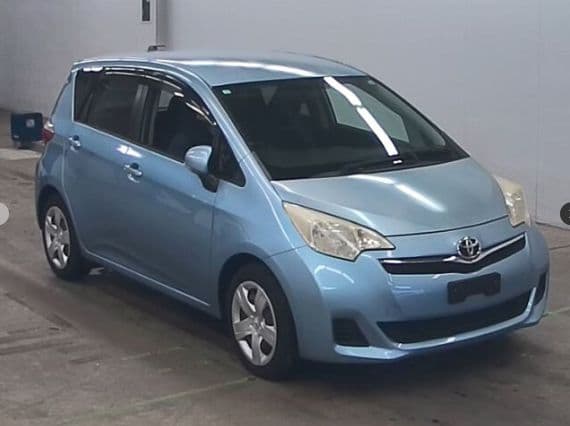 
									2011 TOYOTA RACTIS G
								