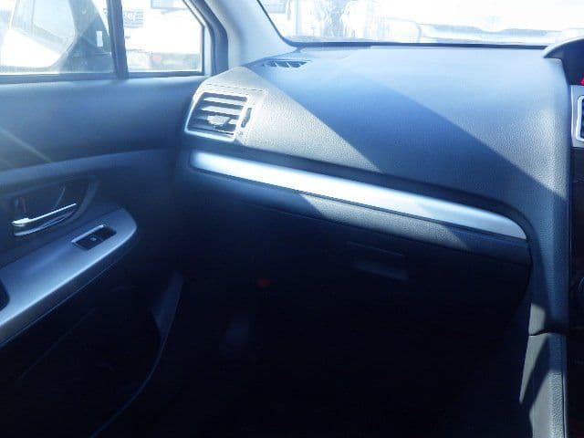 Vehicle SU00001226 large view 26