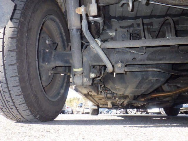 Vehicle SU00001225 large view 15