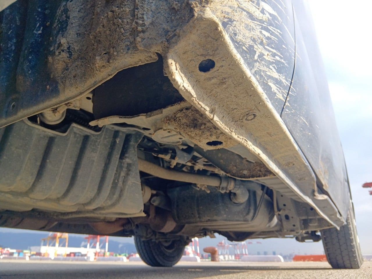 Vehicle SU00001268 large view 17