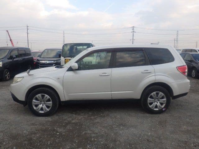 Vehicle SU00001211 large view 3