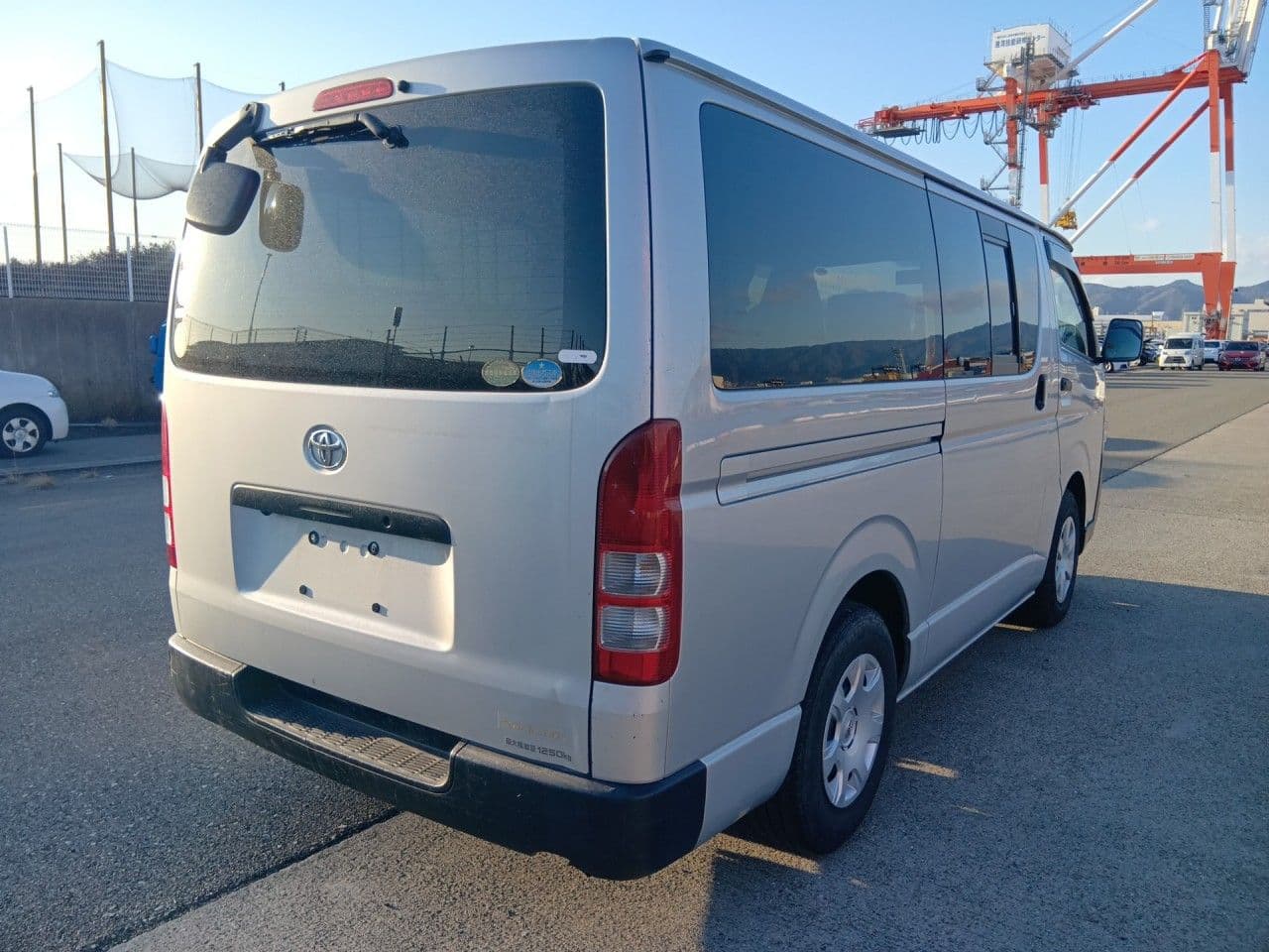 Vehicle SU00001240 large view 5