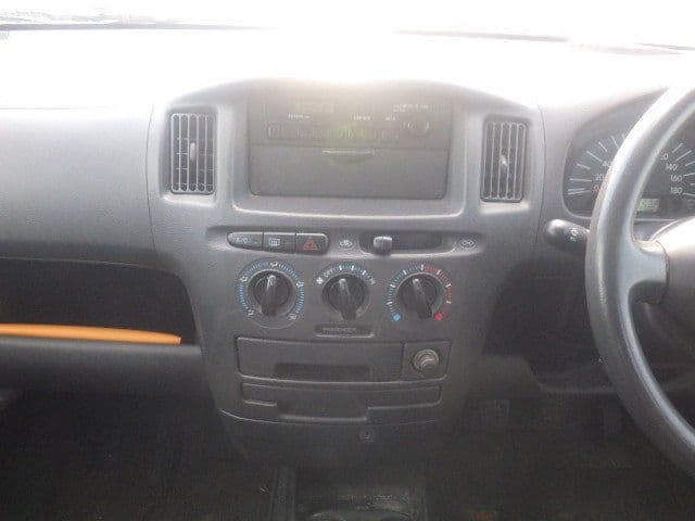 Vehicle SU00001228 large view 30