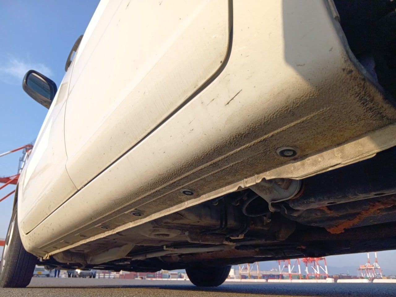 Vehicle SU00001254 large view 18