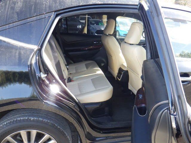 Vehicle SU00001259 large view 22