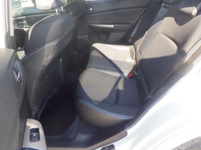 Vehicle SU00001226 large view 23