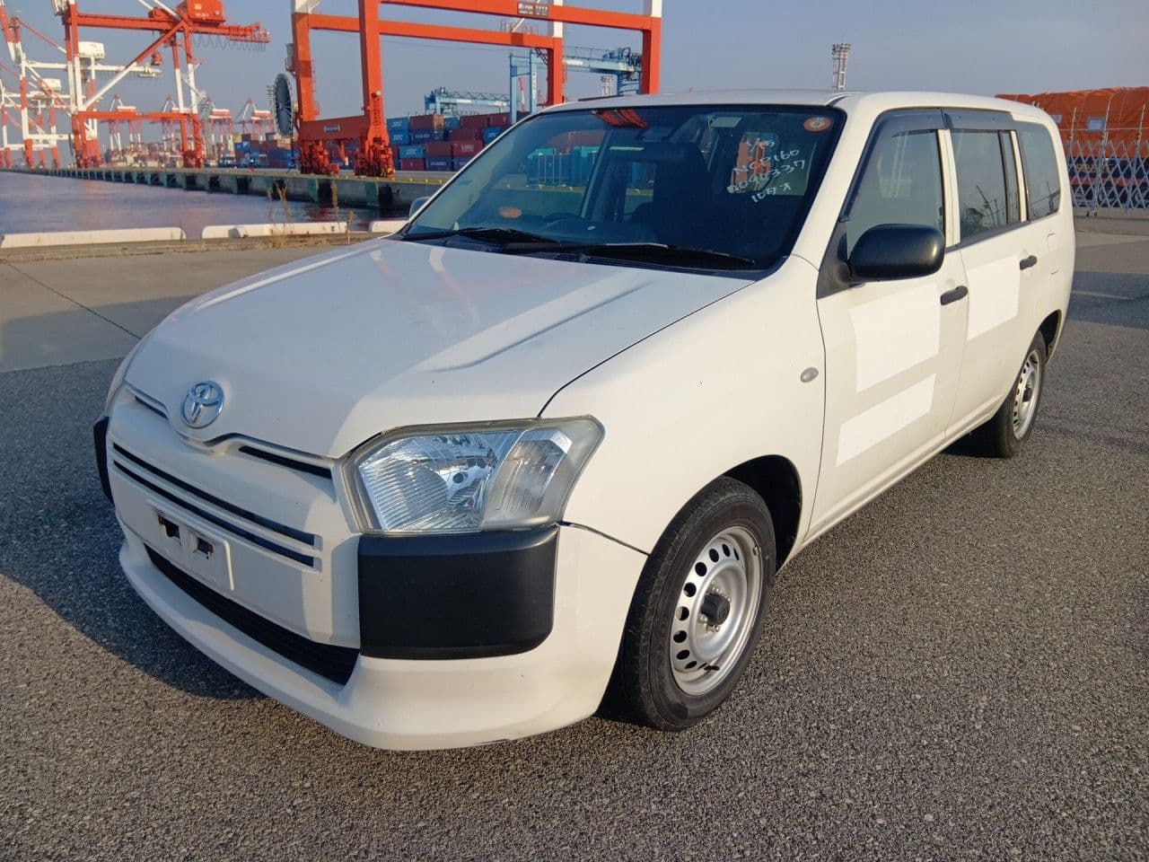 
									2017 TOYOTA SUCCEED UL
								