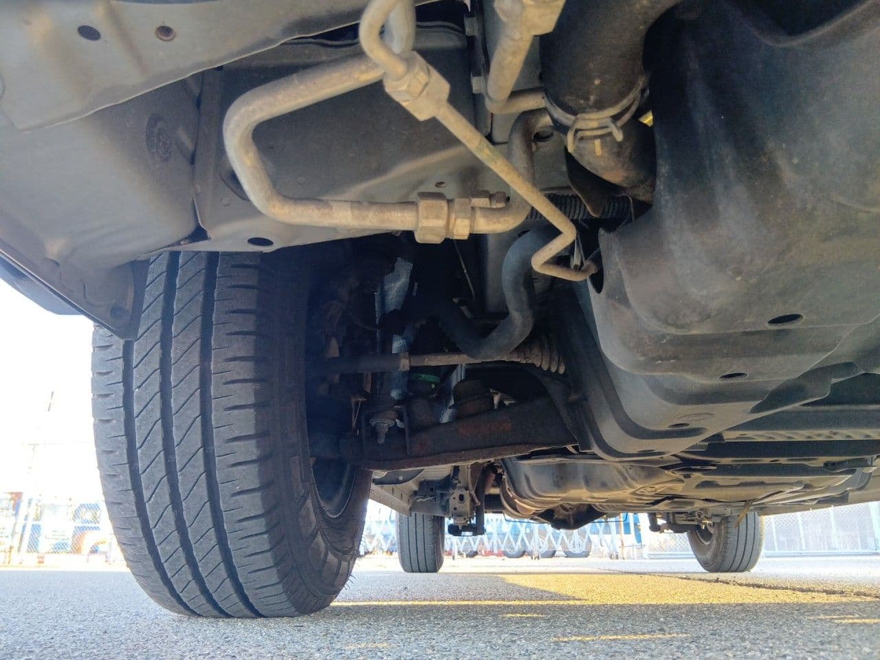 Vehicle SU00001240 large view 13