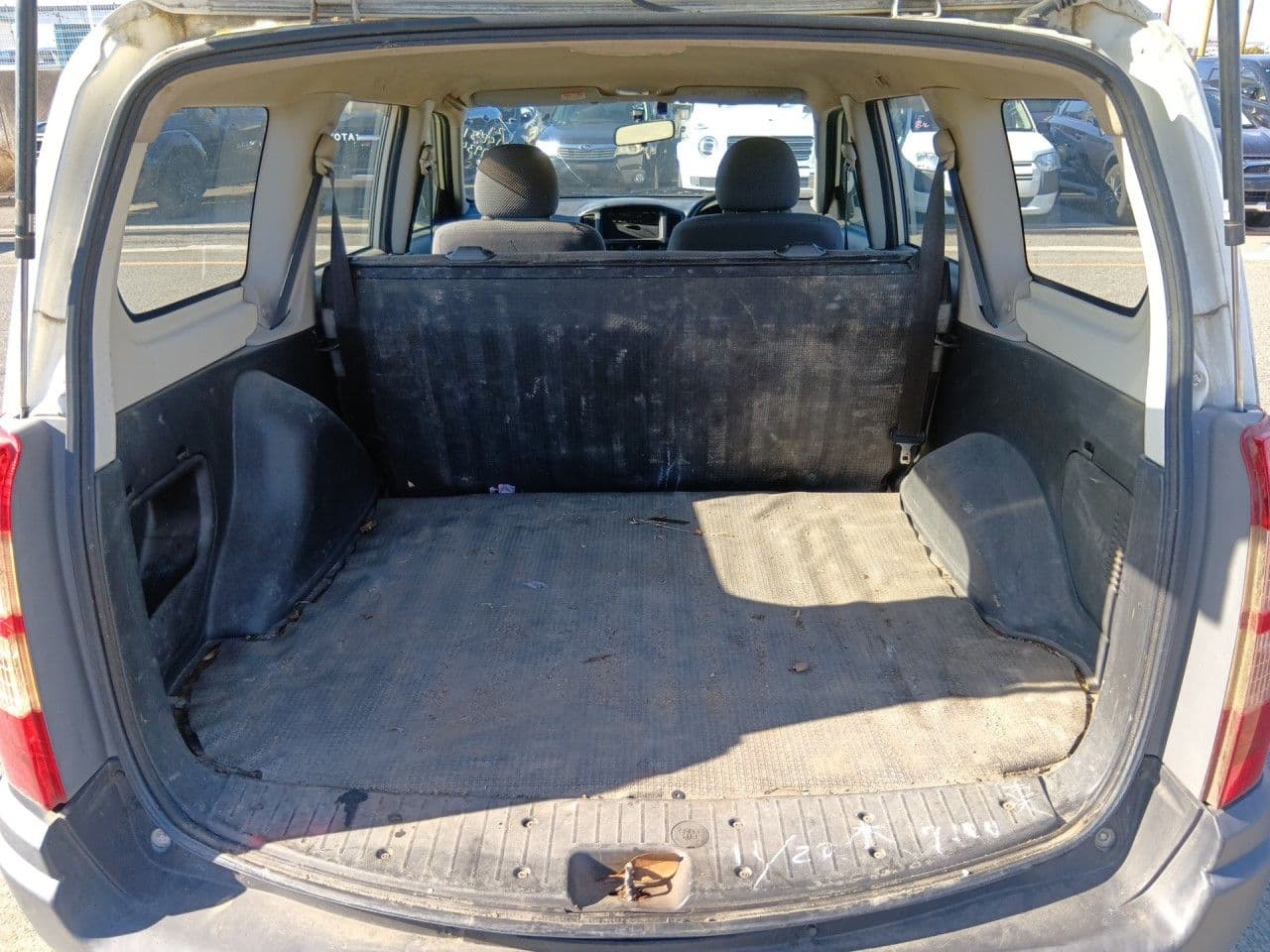 Vehicle SU00001272 large view 23