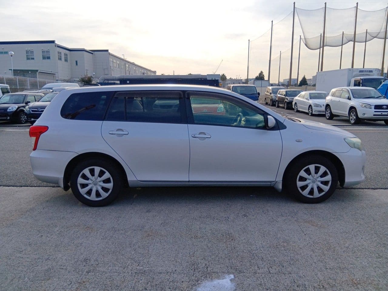 Vehicle SU00001271 large view 7