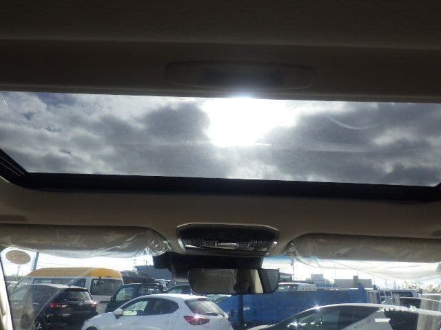 Vehicle SU00001234 large view 26