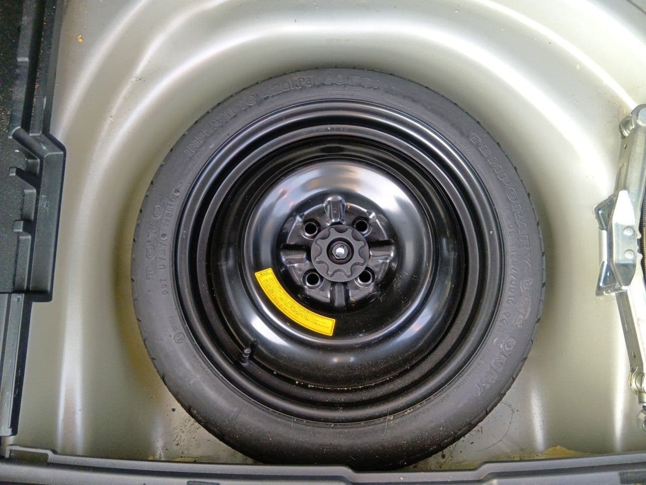 Vehicle SU00001271 large view 38